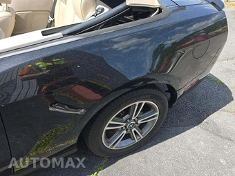 2010 Ford Mustang V6 Convertible - miniatura 24