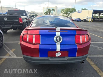 2010 Ford Mustang V6 Coupe - miniatura 5
