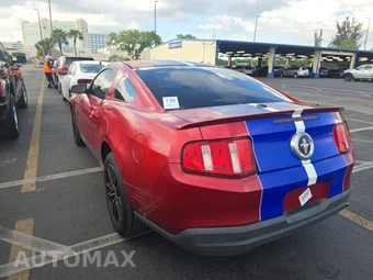 2010 Ford Mustang V6 Coupe - miniatura 6