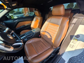 2010 Ford Mustang V6 Premium Convertible - miniatura 10