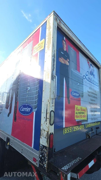 2010 Ford Super Duty E-350 Cutaway DRW - miniatura 23