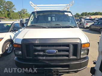 2010 Ford Super Duty E-350 Recreational Van 138.0" WB - miniatura 2