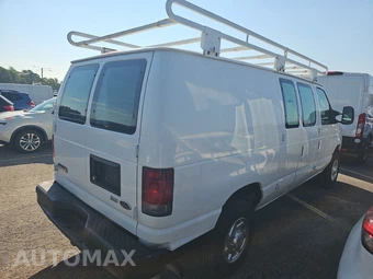 2010 Ford Super Duty E-350 Recreational Van 138.0" WB - miniatura 4