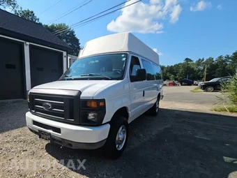 2010 Ford Super Duty E-350 Recreational Van 138.0" WB
