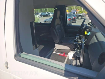 2010 Ford Super Duty E-350 Recreational Van 138.0" WB - miniatura 15