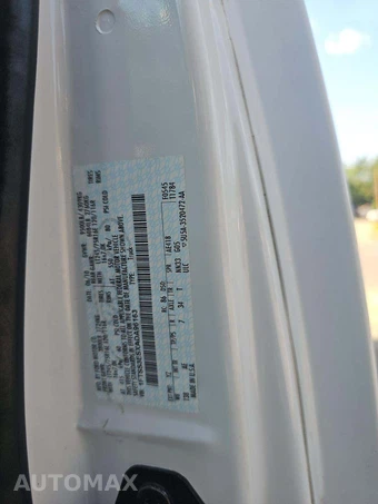 2010 Ford Super Duty E-350 Recreational Van 138.0" WB - miniatura 2