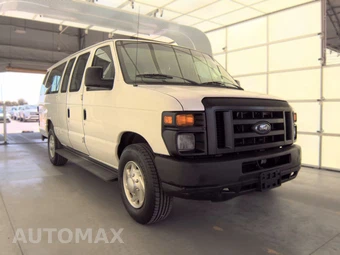 2010 Ford Super Duty E-350 Wagon XL 138.0" WB - miniatura 3