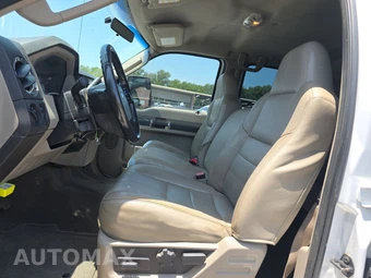 2010 Ford Super Duty F-250 Cabela's Crew Cab Medium Bed - miniatura 7