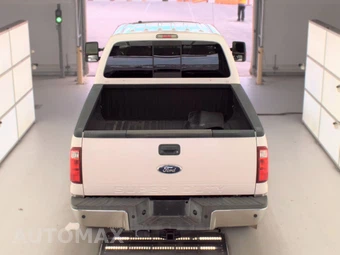 2010 Ford Super Duty F-250 Lariat Crew Cab Long Bed - miniatura 5