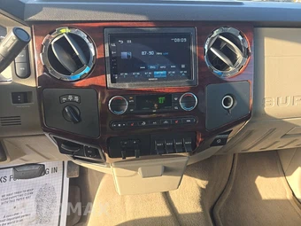 2010 Ford Super Duty F-250 Lariat Crew Cab Medium Bed - miniatura 11