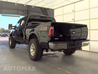 2010 Ford Super Duty F-250 Lariat Crew Cab Medium Bed - miniatura 6