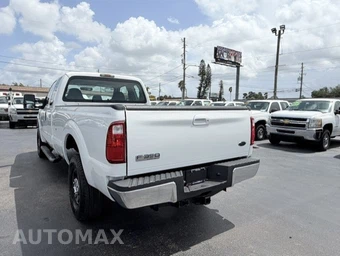 2010 Ford Super Duty F-250 XL Extended Cab Long Bed w/Rear Doors - miniatura 8