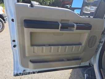 2010 Ford Super Duty F-350 King Ranch Crew Cab Long Bed - miniatura 9