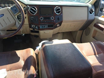 2010 Ford Super Duty F-350 Lariat Crew Cab Long Bed DRW - miniatura 11