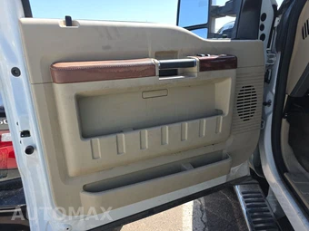 2010 Ford Super Duty F-350 Lariat Crew Cab Long Bed DRW - miniatura 9