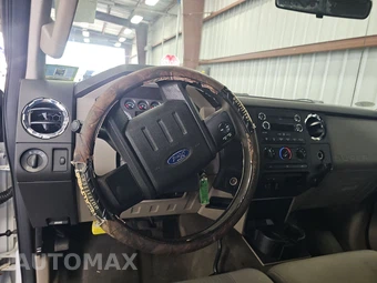 2010 Ford Super Duty F-350 Lariat Crew Cab Medium Bed - miniatura 10