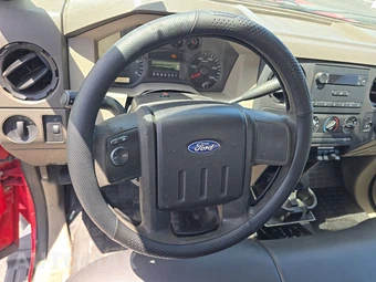 2010 Ford Super Duty F-450 Cab Chassis XL Regular Cab DRW - miniatura 10