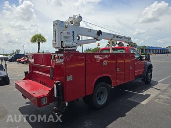 2010 Ford Super Duty F-450 Cab Chassis XL Regular Cab DRW - miniatura 4