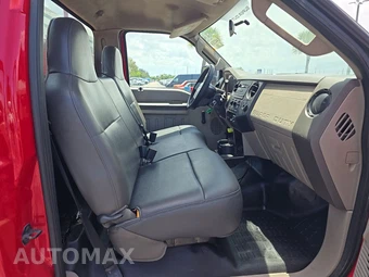 2010 Ford Super Duty F-450 Cab Chassis XL Regular Cab DRW - miniatura 8