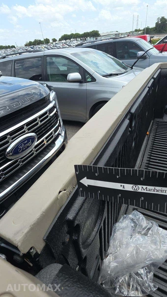 2010 Ford Super Duty F-450 King Ranch Crew Cab Long Bed - miniatura 38
