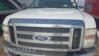 2010 Ford Super Duty F-550 Cab Chassis XLT Regular Cab DRW - miniatura 27