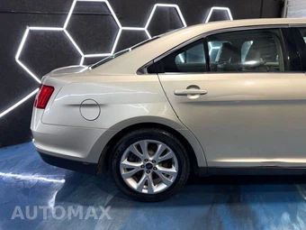2010 Ford Taurus SEL - miniatura 10
