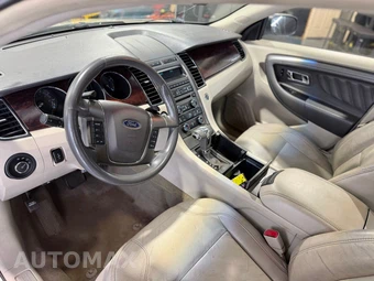 2010 Ford Taurus SEL - miniatura 14