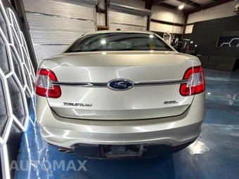 2010 Ford Taurus SEL - miniatura 20