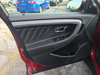 2010 Ford Taurus SEL – miniatura 15