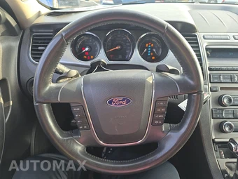 2010 Ford Taurus SEL – miniatura 16
