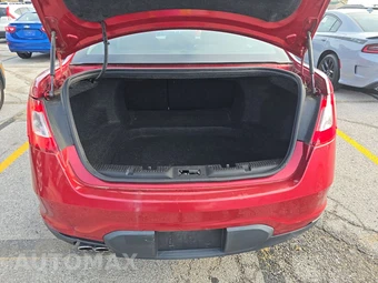 2010 Ford Taurus SEL – miniatura 23