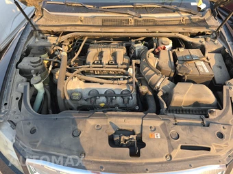 2010 Ford Taurus SEL – miniatura 16
