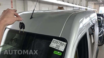 2010 Ford Transit Connect Passenger Wagon XL Minivan w/Rear Swing-Out Doors 114.6" WB - miniatura 18