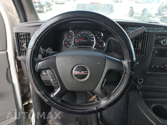 2010 GMC Savana 3500 Cutaway 1WT - miniatura 10