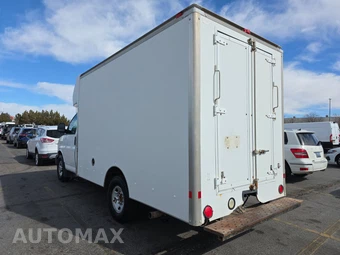 2010 GMC Savana 3500 Cutaway 1WT - miniatura 6
