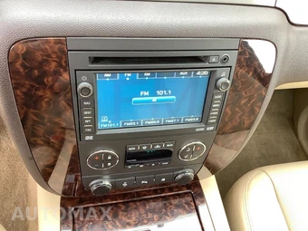 2010 GMC Yukon Denali 1500 5SA - miniatura 18