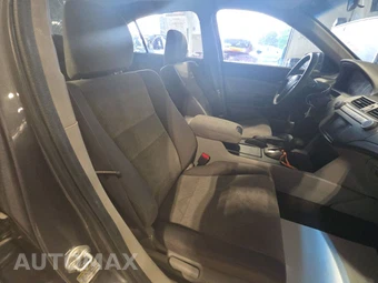 2010 Honda Accord Sedan LX - miniatura 8