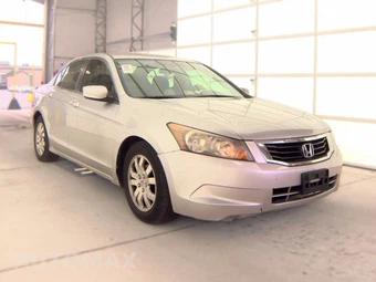 2010 Honda Accord Sedan LX – miniatura 3