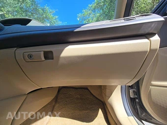2010 Honda Accord Sedan LX - miniatura 19