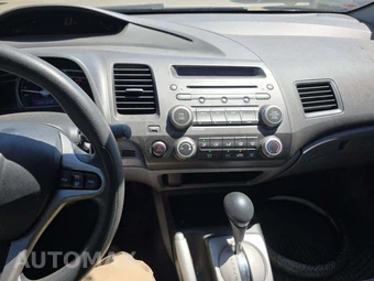 2010 Honda Civic Coupe LX – miniatura 7