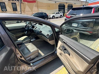 2010 Honda Civic Sedan EX-L w/Navigation - miniatura 6