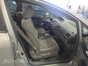 2010 Honda Civic Sedan LX – miniatura 8