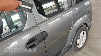 2010 Honda Element LX – miniatura 24
