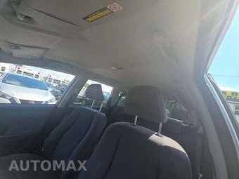 2010 Honda Fit - miniatura 11