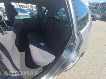 2010 Honda Fit - miniatura 13
