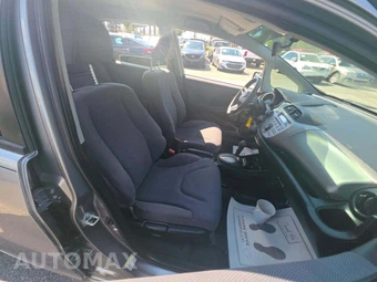 2010 Honda Fit - miniatura 18