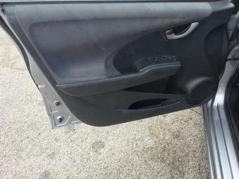 2010 Honda Fit – miniatura 9