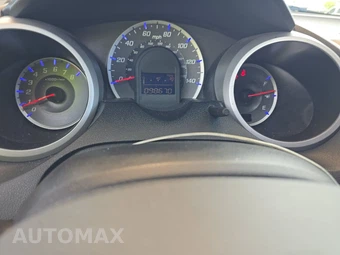 2010 Honda Fit Sport - miniatura 12