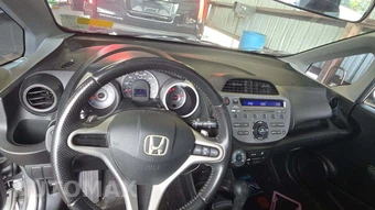 2010 Honda Fit Sport - miniatura 27