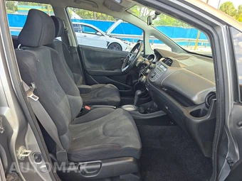 2010 Honda Fit Sport - miniatura 8